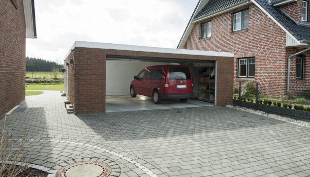 Großraumgarage als Einfamilienhaus-Anbau