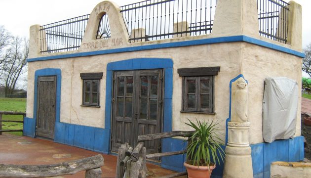 Fertiggarage als Funktionsgebäude im Heidepark Soltau