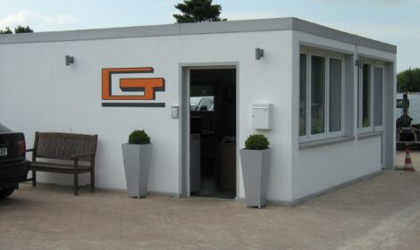 Eine Doppelgarage als Hofbüro umfunktioniert