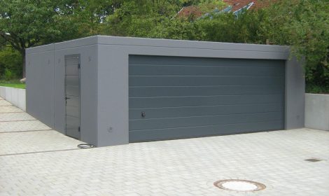 Großraumgarage mit Erddruck an Rückwand Großraumgarage mit Erddruck an Rückwand