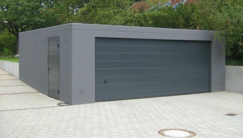 Großraumgarage mit Erddruck an Rückwand