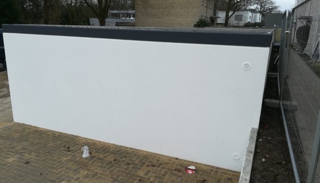 Fertiggaragen-Reihenanlage mit Erdruckbelastung